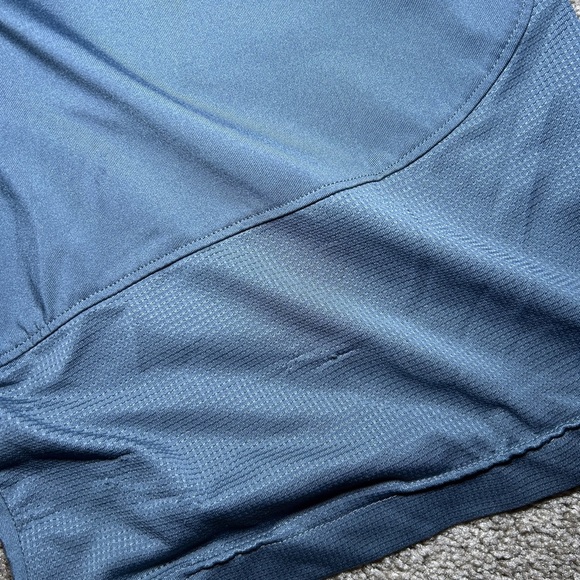 Under Armour Gray Athletic Shorts Lightweight Performance - Picture 4 of 5